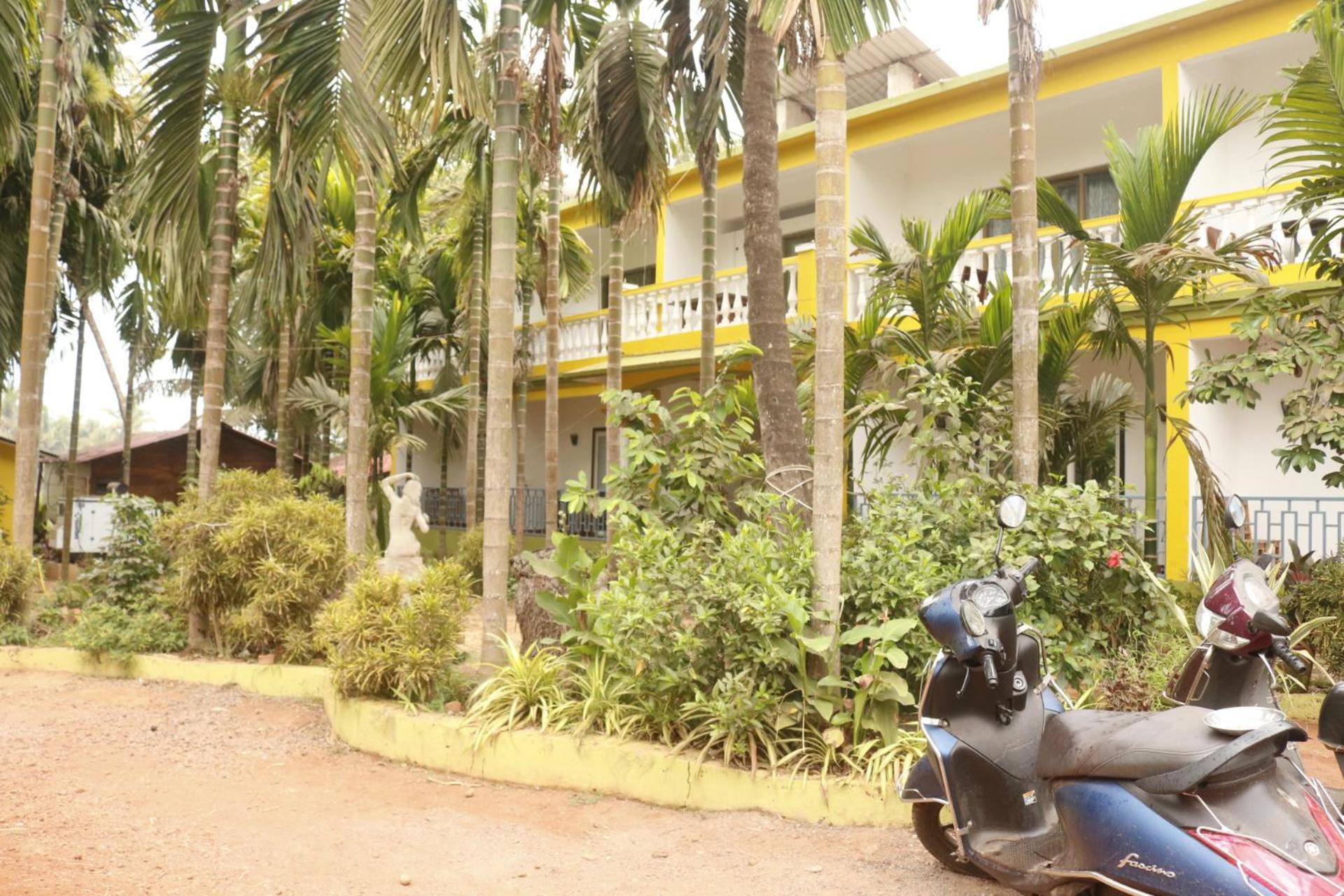 Lavish Exotic Hotel & Apartments อารัมบล ภายนอก รูปภาพ